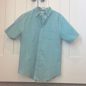 Small button up shirt for men